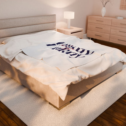 Lakay se Lakay Premium Plush Blanket Haitian Home and Heritage Pride - CreoleSizzle