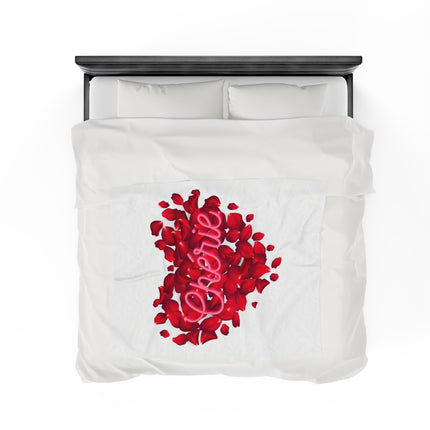 Chérie Rose Petal Velveteen Blanket Romantic Valentine's Day Gift | Haitian-Inspired Home Decor Velveteen Plush Blanket - CreoleSizzle