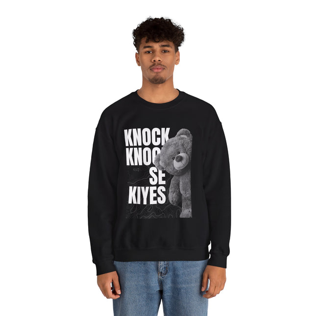 Knock Knock Se Kiyes Sweatshirt Haitian Creole Humor Cozy & Bold Design Bold Haitian Pride Shirt for Cultural Heritage - CreoleSizzle